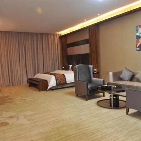 Ehrenburg Hotel Foshan Exterior photo