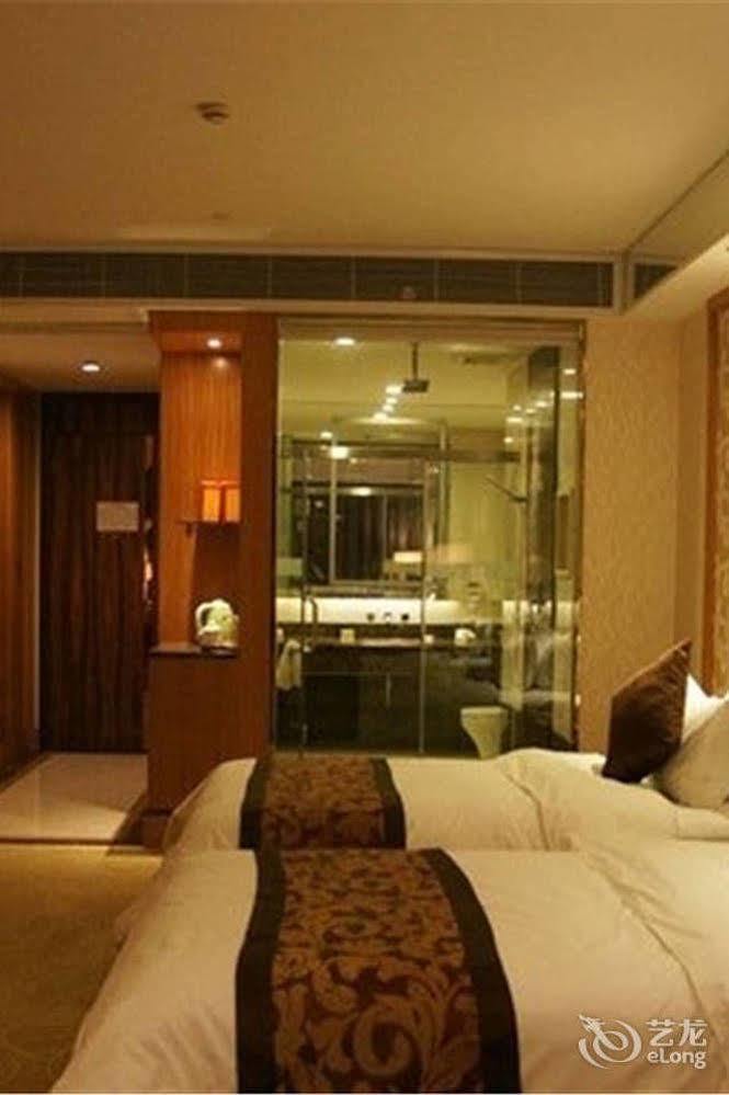 Ehrenburg Hotel Foshan Exterior photo